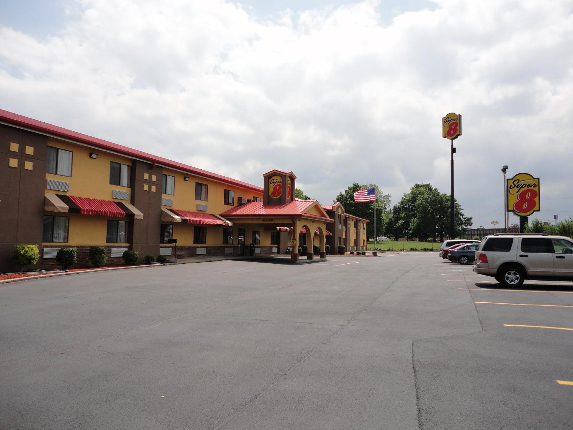 Super 8 South By Wyndham Hotel Bowling Green Buitenkant foto